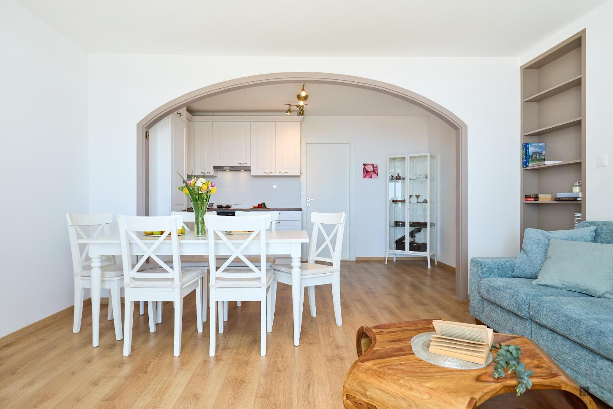 Hedera Estate, Hedera A9 *